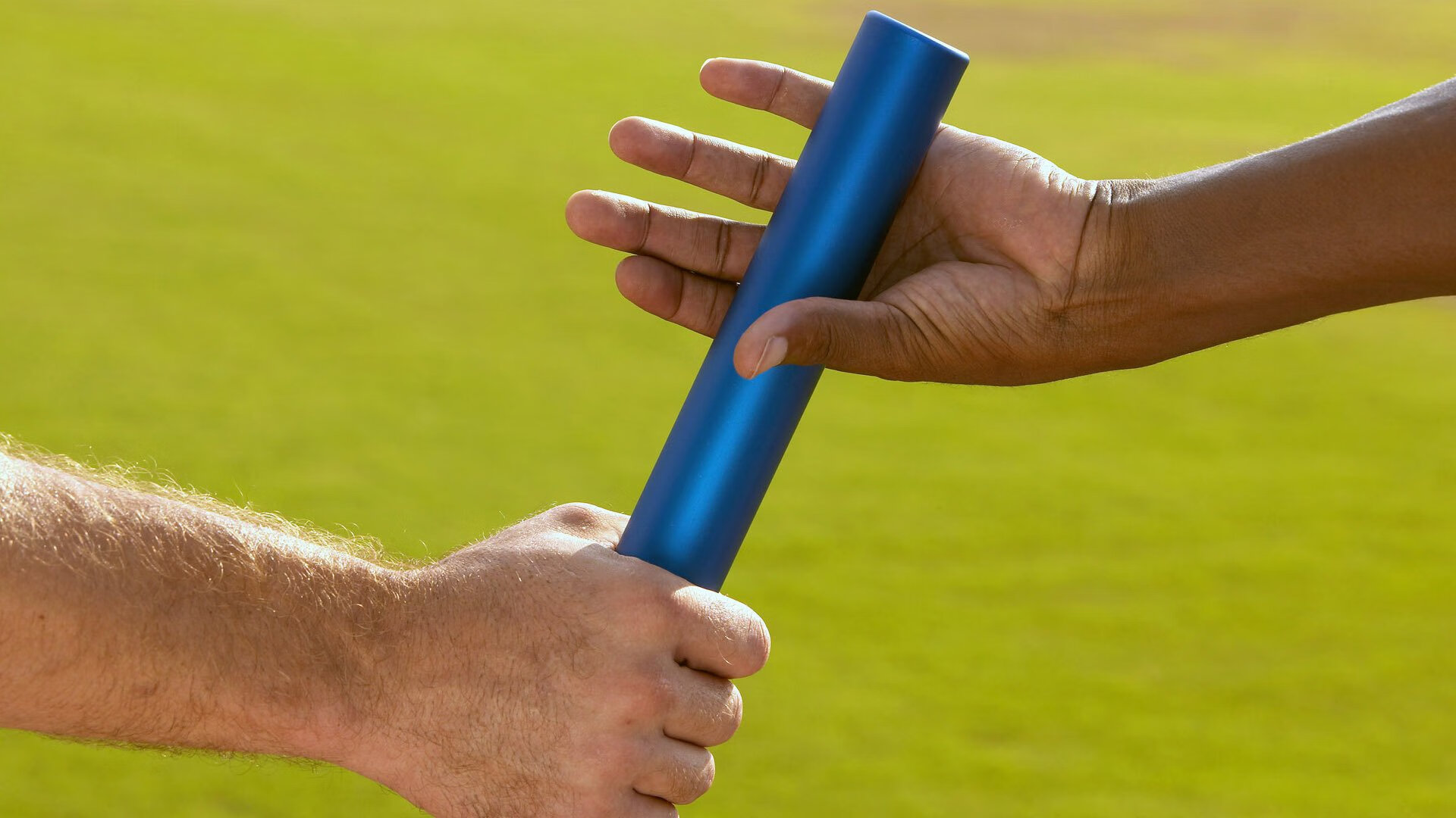 开云体育视频直播-羽坛新风暴，印尼青年军横扫德国强旅，辛杜独揽三分照亮未来之路